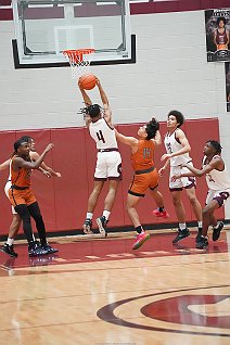 eh2223_bvhoop_wmesq_013